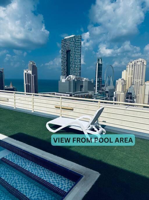 Fantastic Near Metro And Jbr Dubai