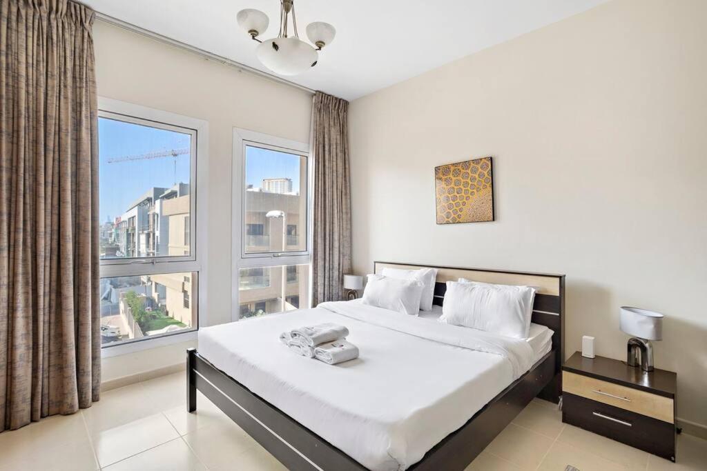 Cozy In Jvc * Dubai