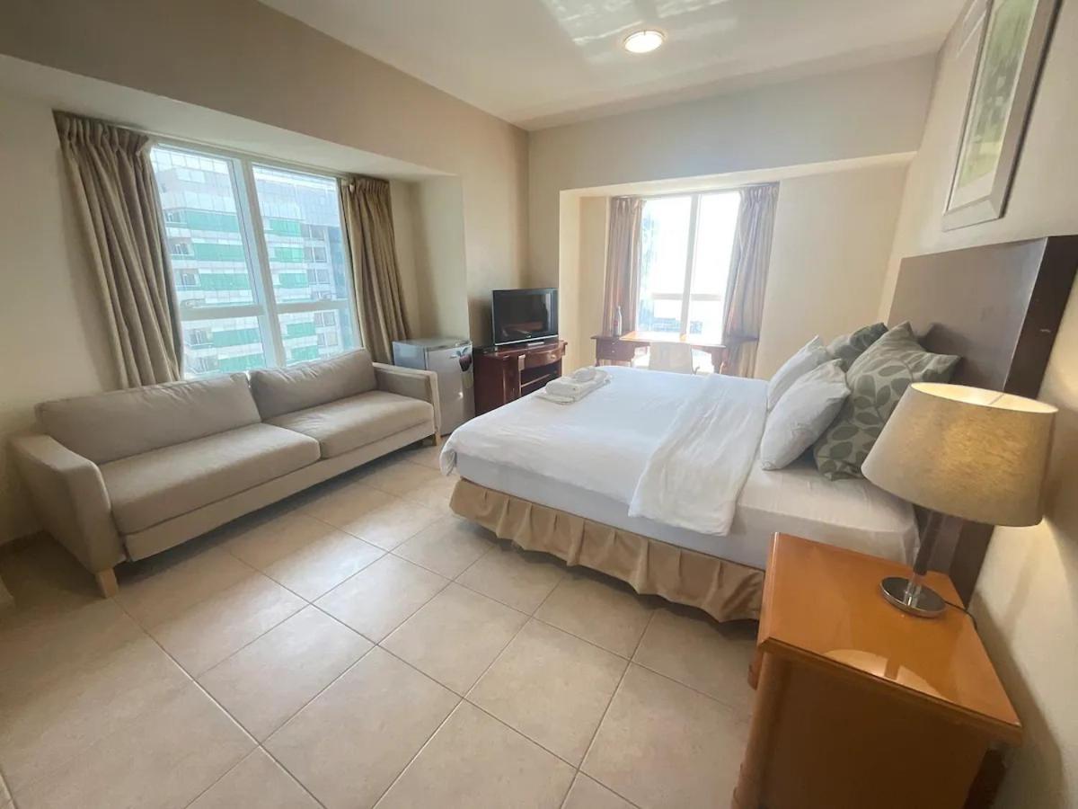 Homestay Ensuite In Coliving In Marina