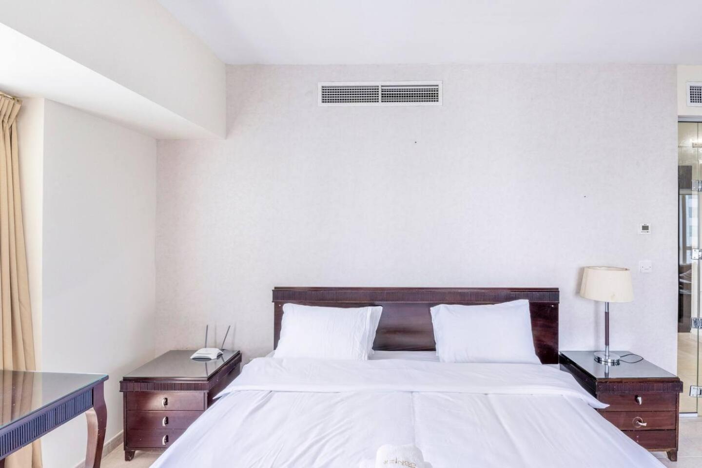 Ensuite In Coliving In Marina * Dubai