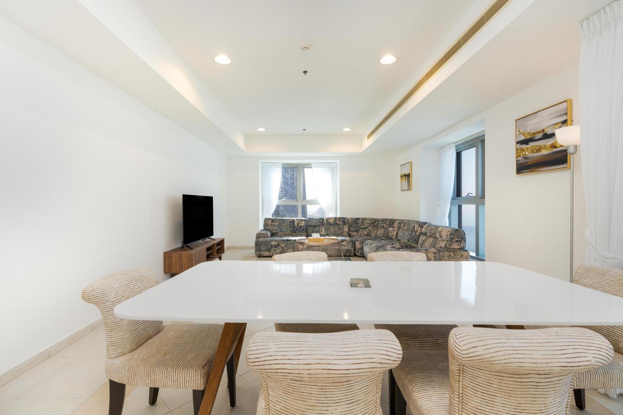 Lux Princess Tower Palm Ocean Views