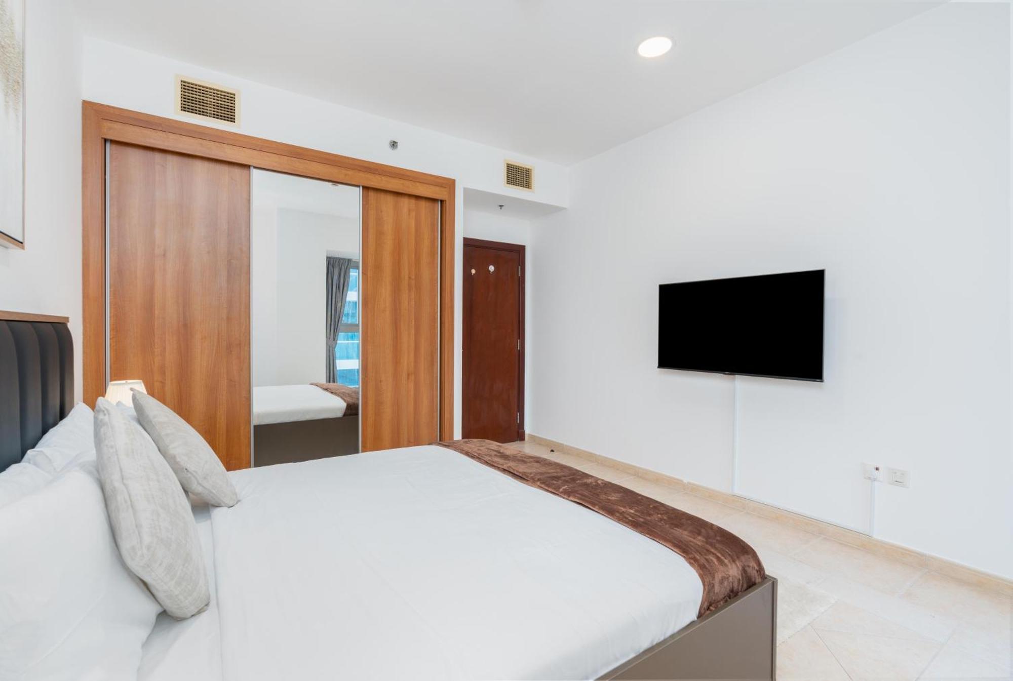 Apartment Lux Princess Tower Palm Ocean Views *