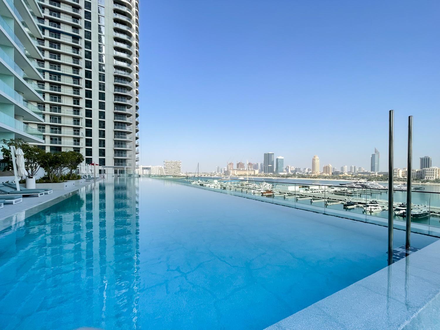 Luxury House With Mesmerizing Skyline View *