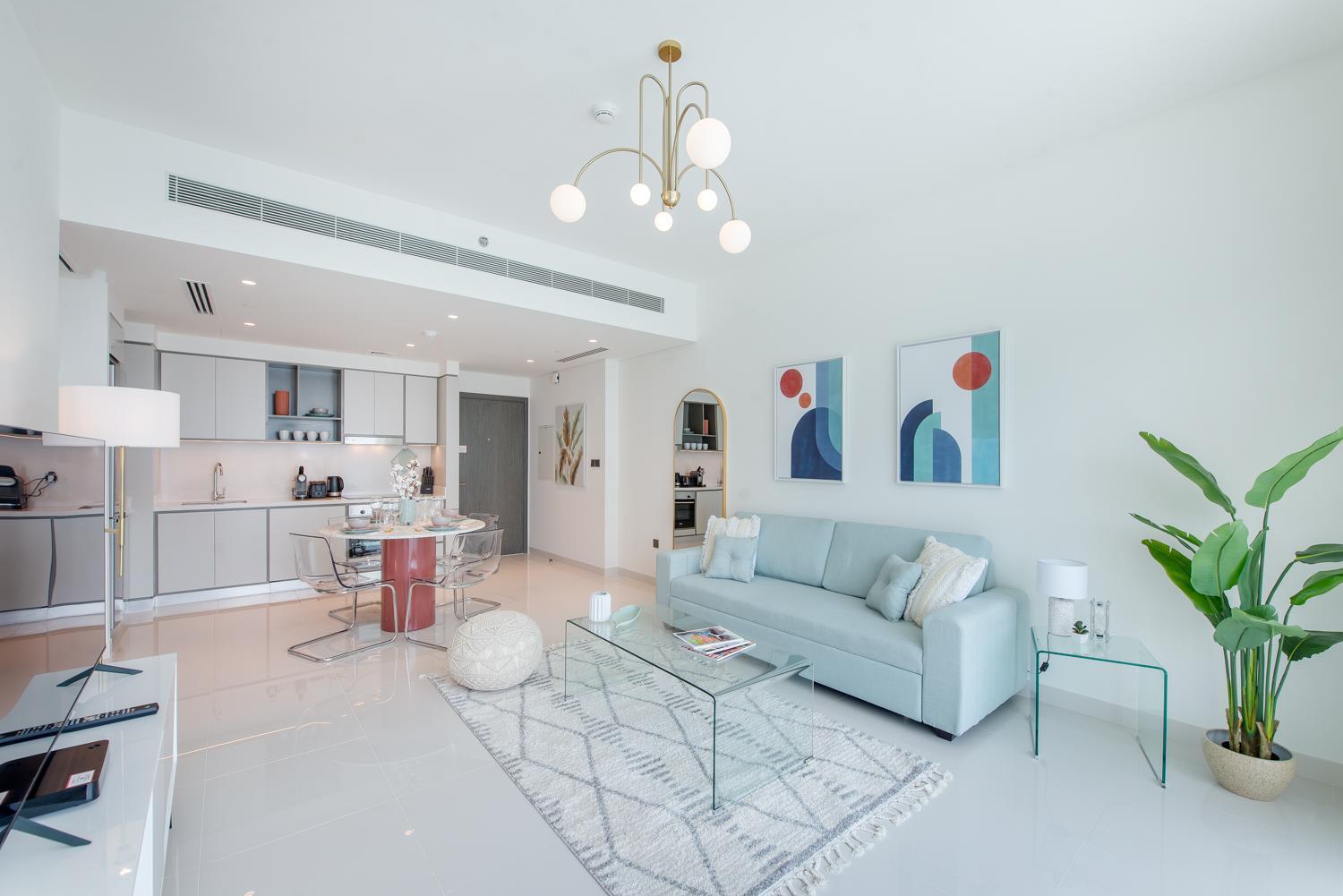 Luxury House With Mesmerizing Skyline View Apartment