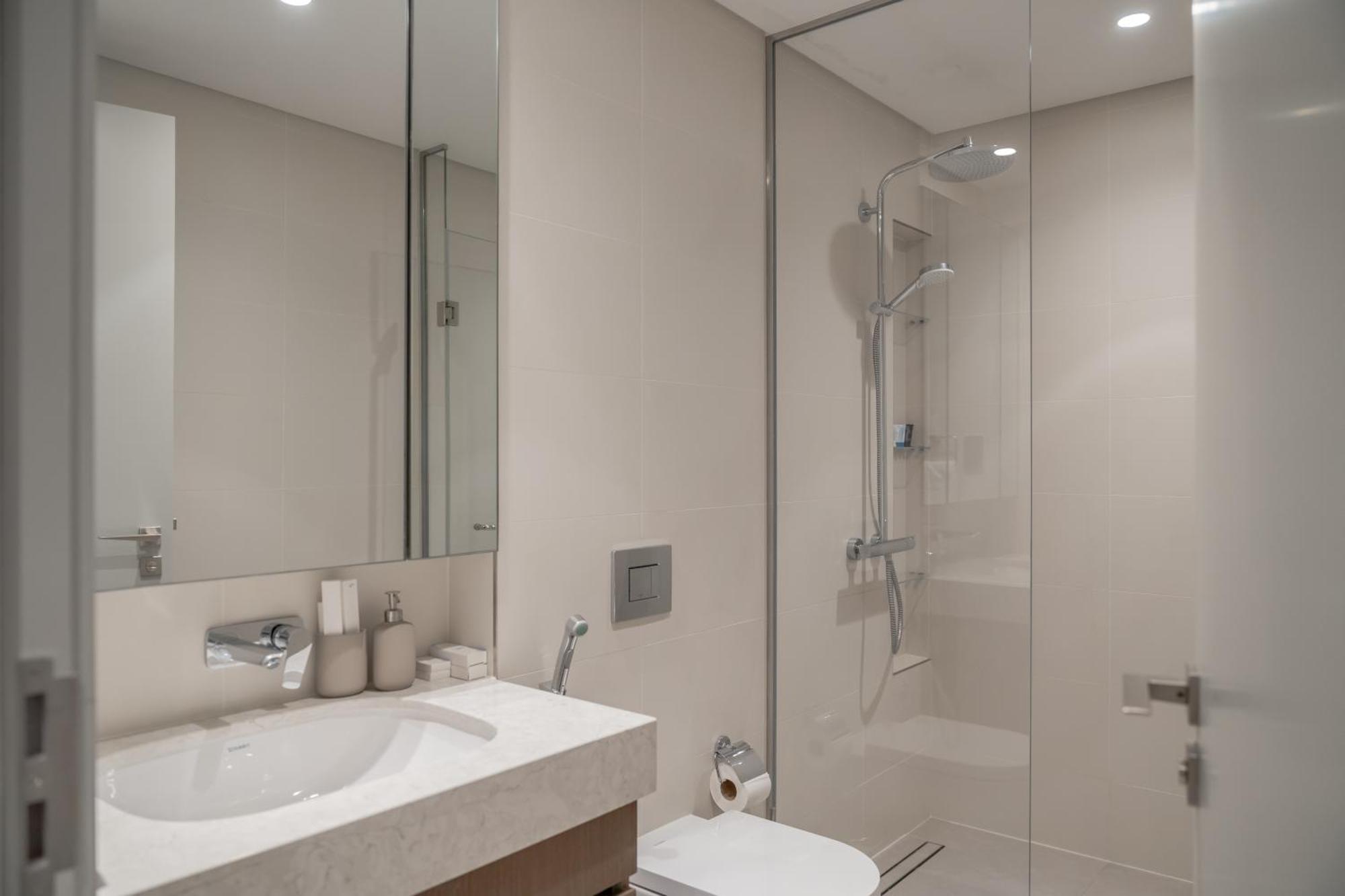Clever Guest Beach Isle 1 Apartment Dubai