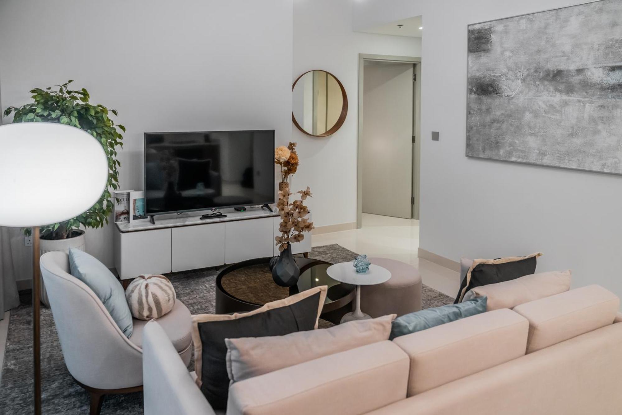 Clever Guest Beach Isle 1 Apartment Dubai