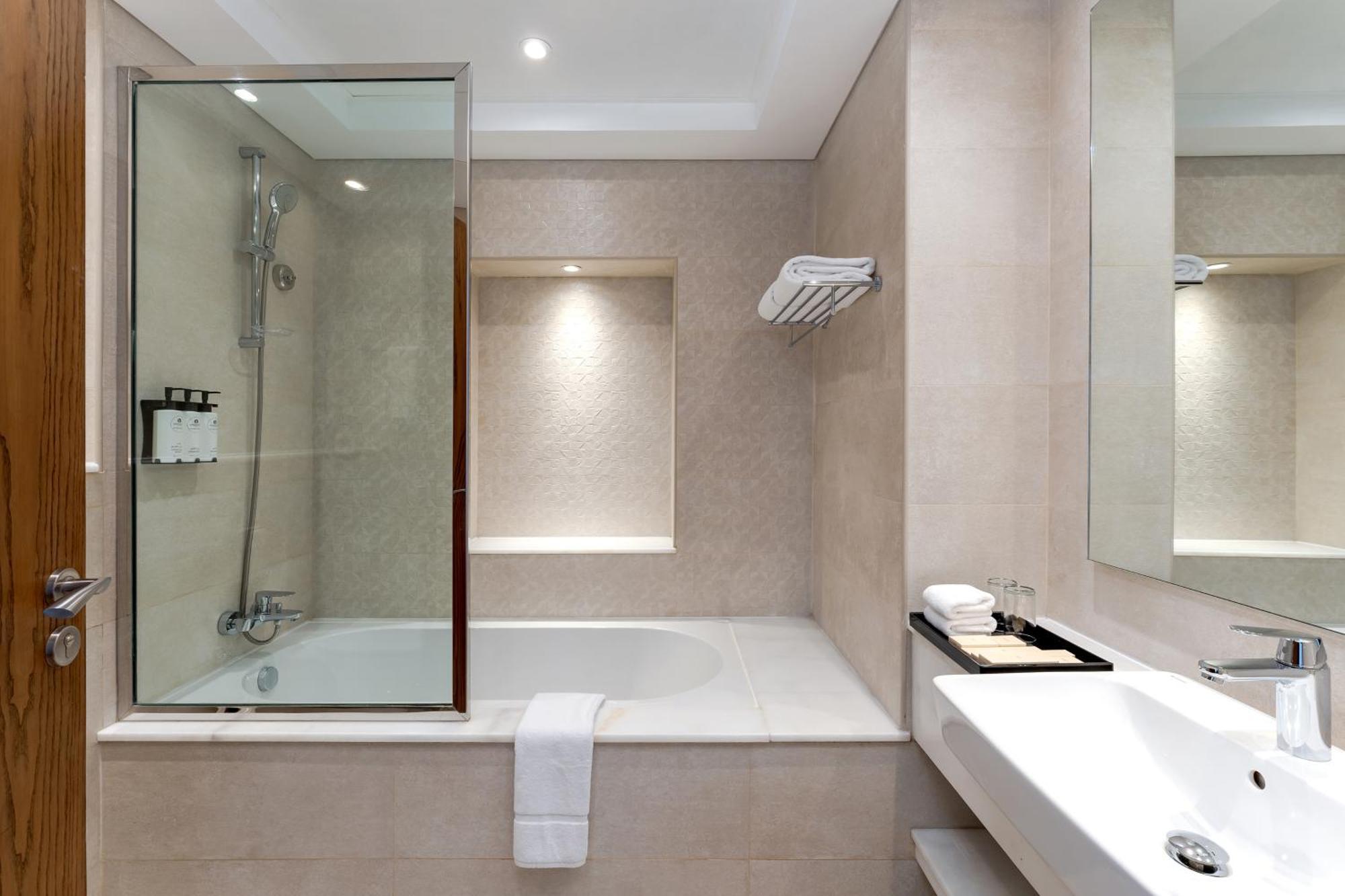 Park Regis By Islands 4*