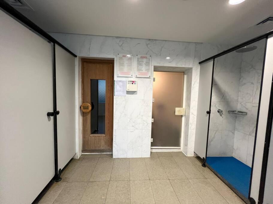 Apartment 1 Bedroom Flat, Luxury Amenities, Near Jbr & Club With Free Parking In Jbr Dubai