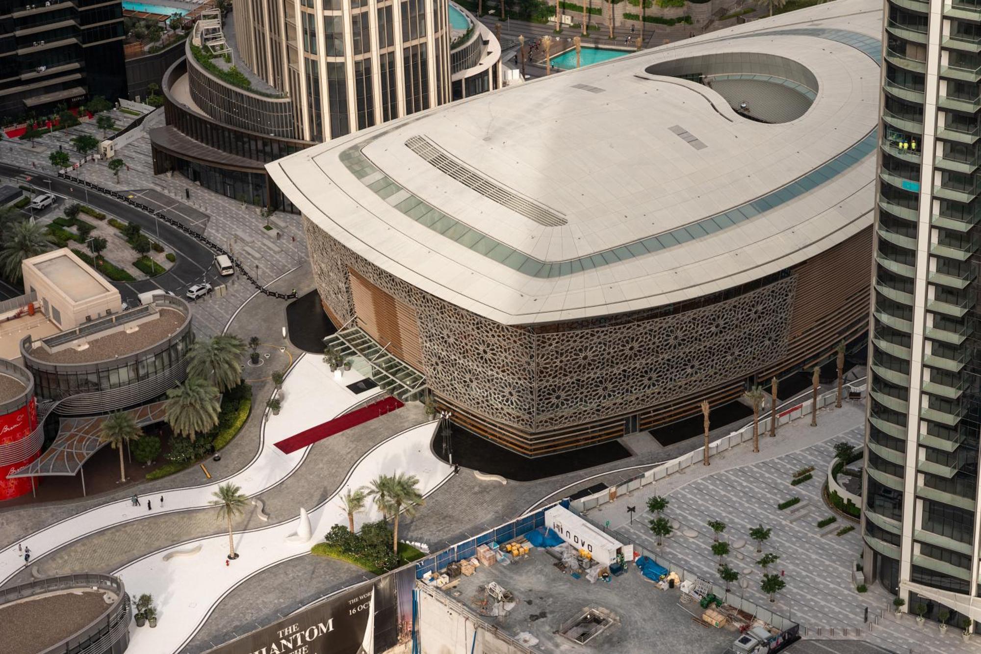 Prime Retreats @ Burj Crown By Emaar, Downtown *