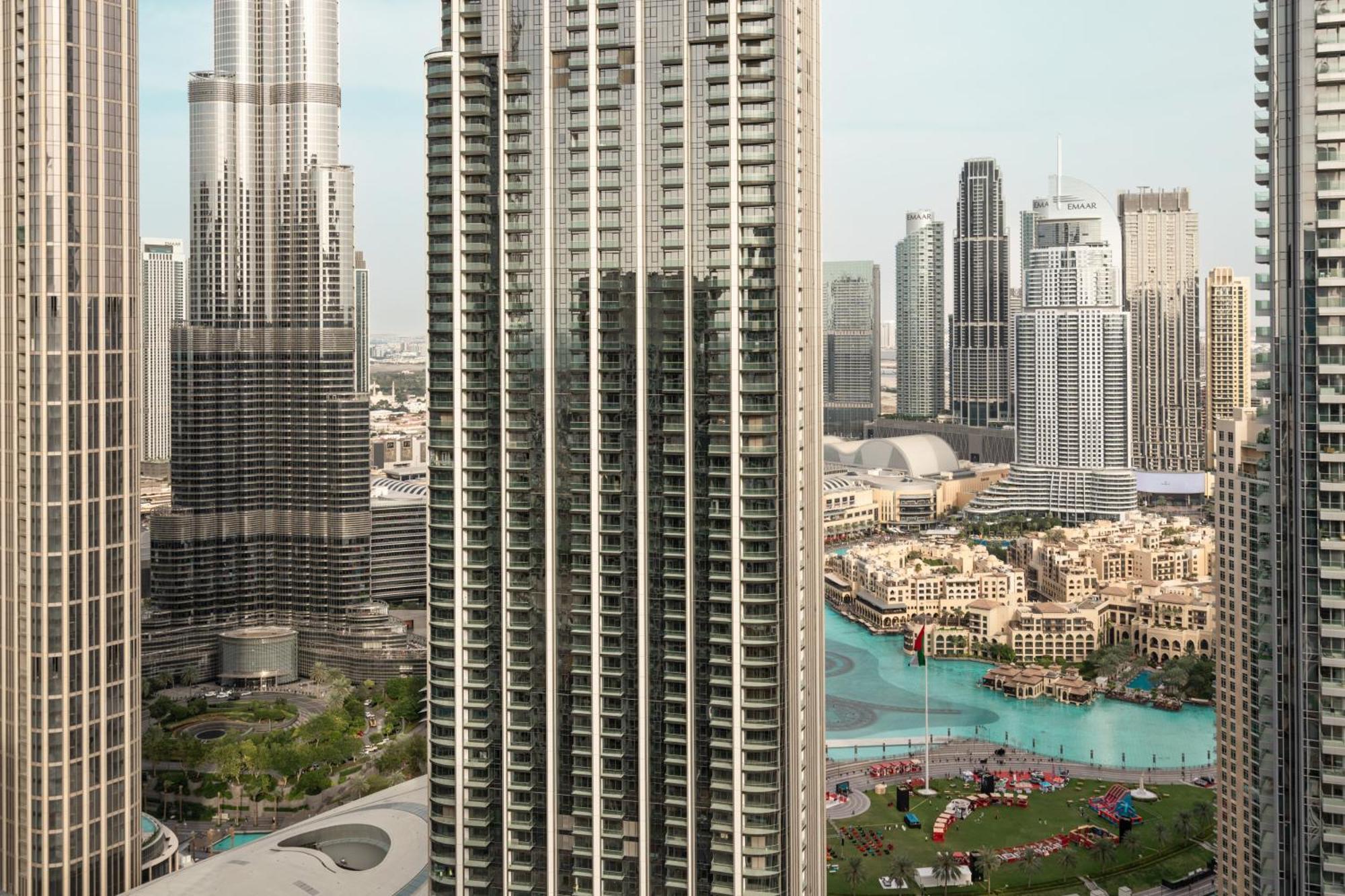 Prime Retreats @ Burj Crown By Emaar, Downtown *