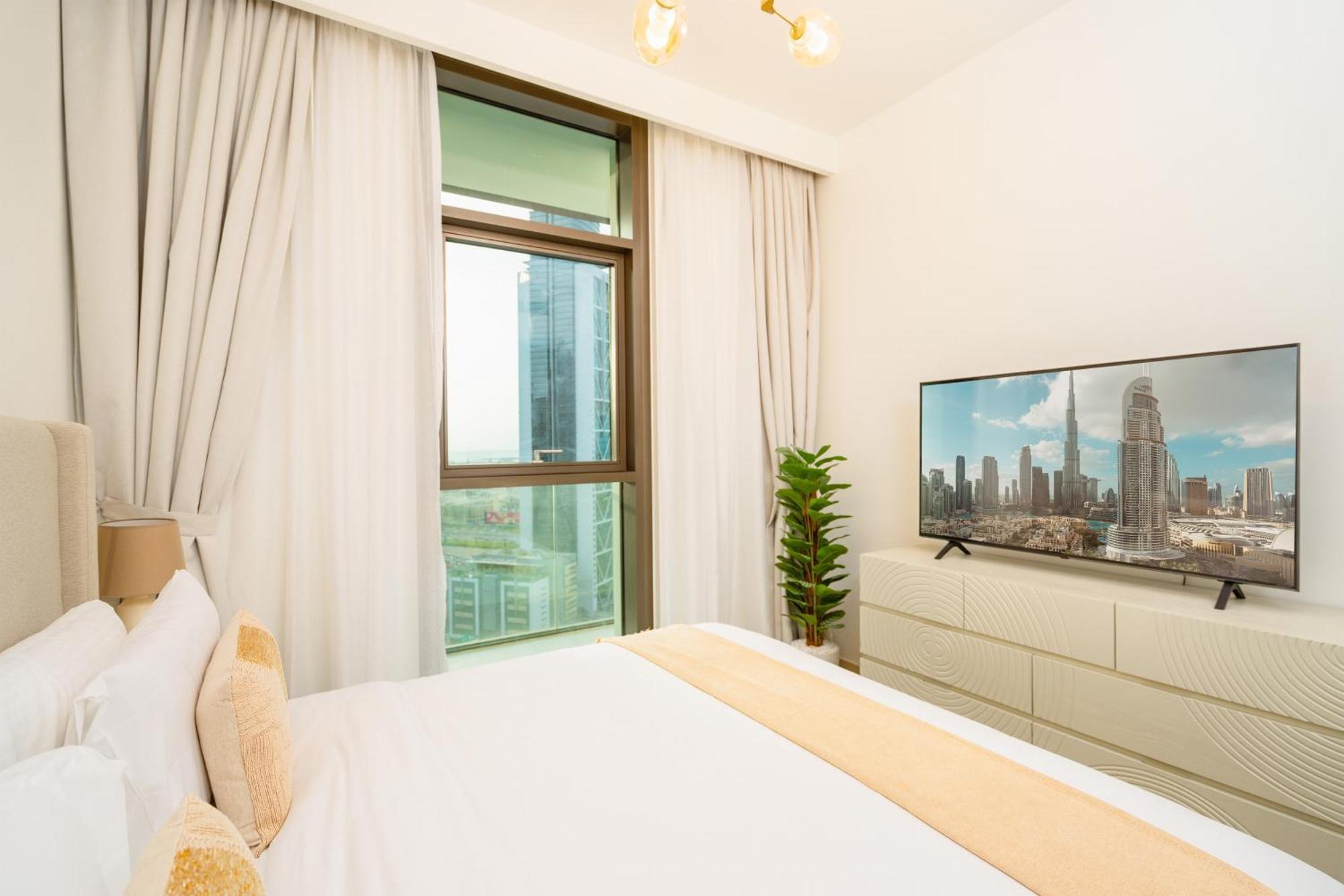 Prime Retreats @ Burj Crown By Emaar, Downtown Apartment Dubai