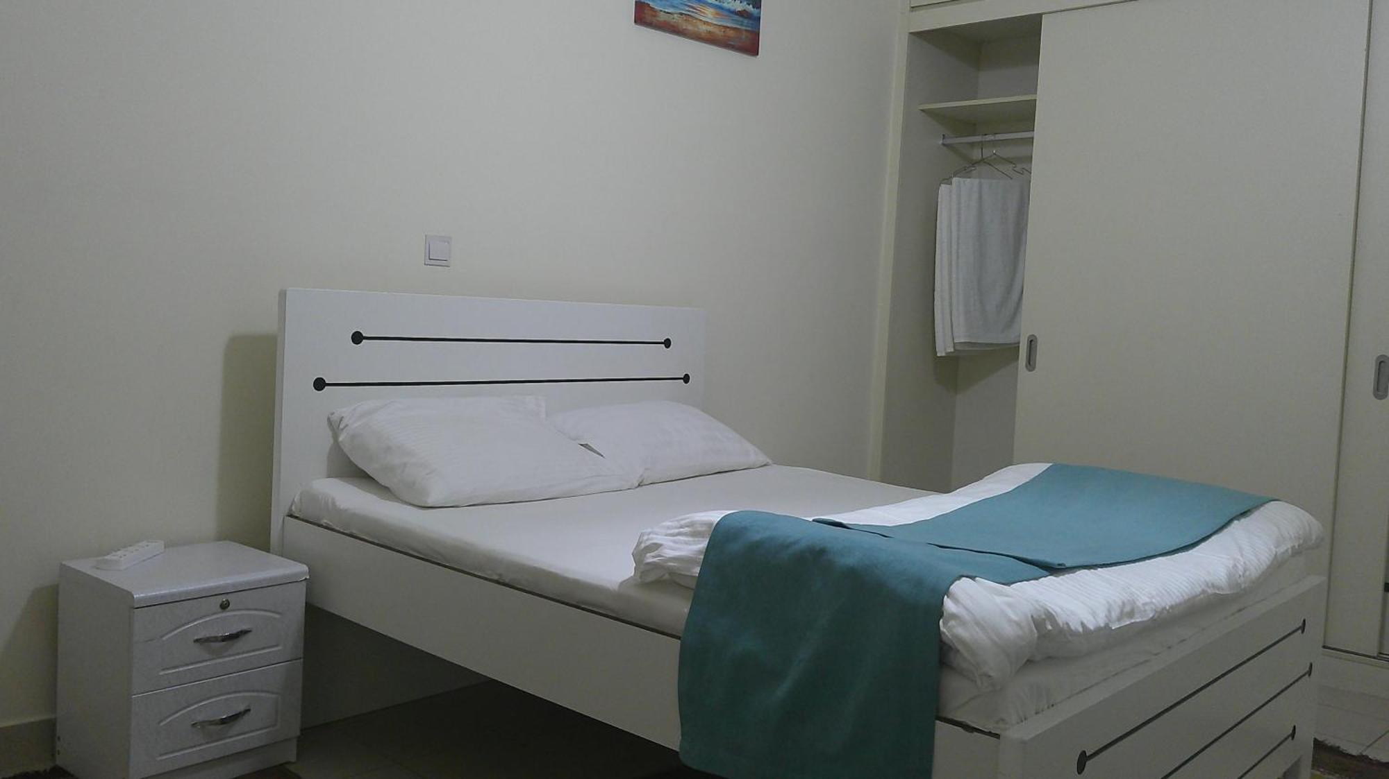 Ruby Star F2 Hostel Dubai