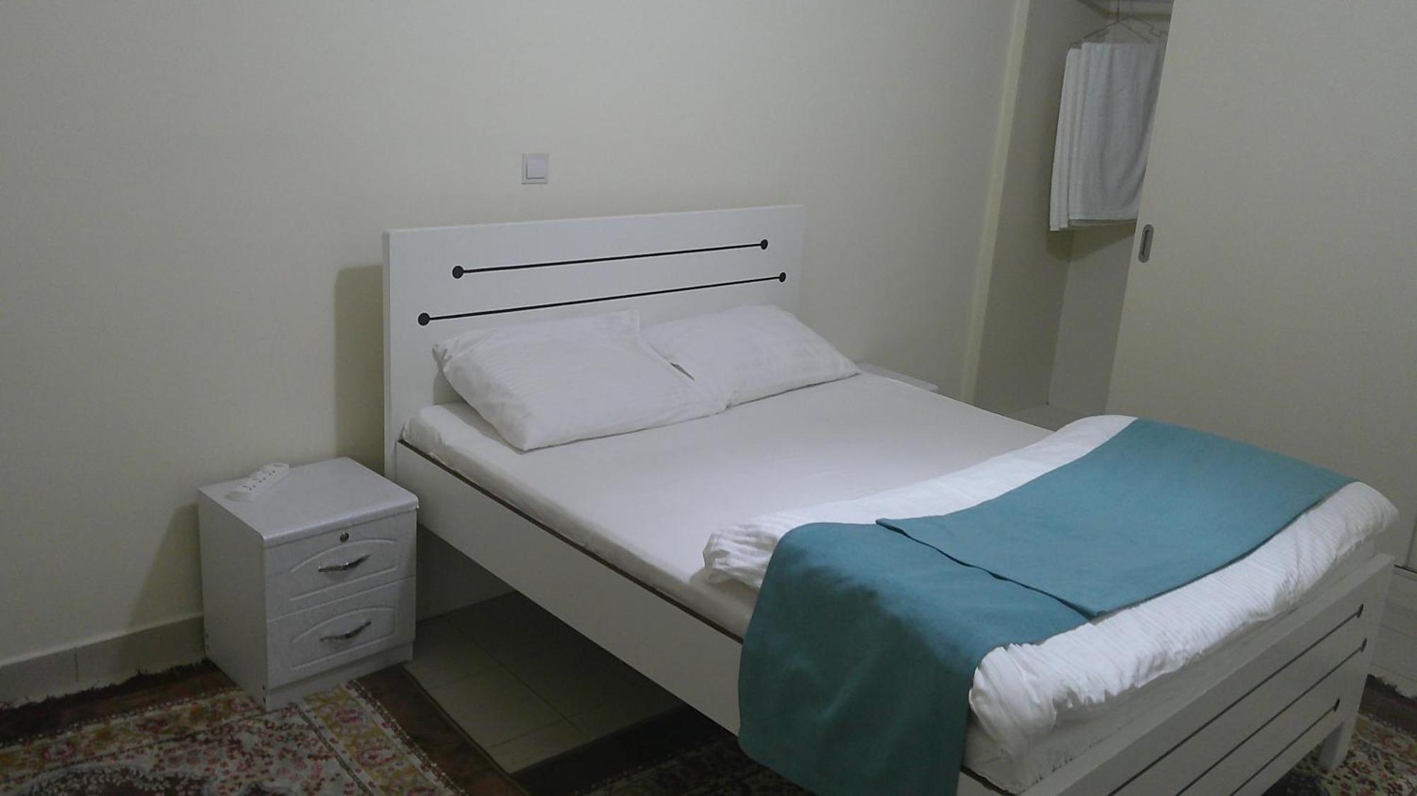 Ruby Star F2 Hostel Dubai