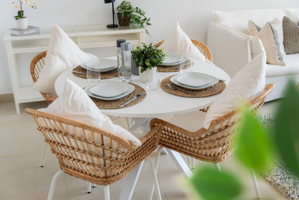 Elite Escape - 2 Bhk Getaway With Mall Access - 1508 Apartamento *