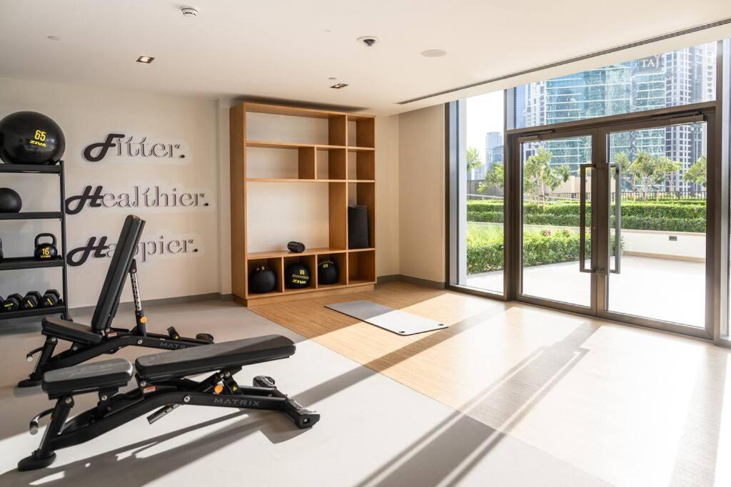 Prime Retreats @ Burj Crown By Emaar, Downtown Apartment