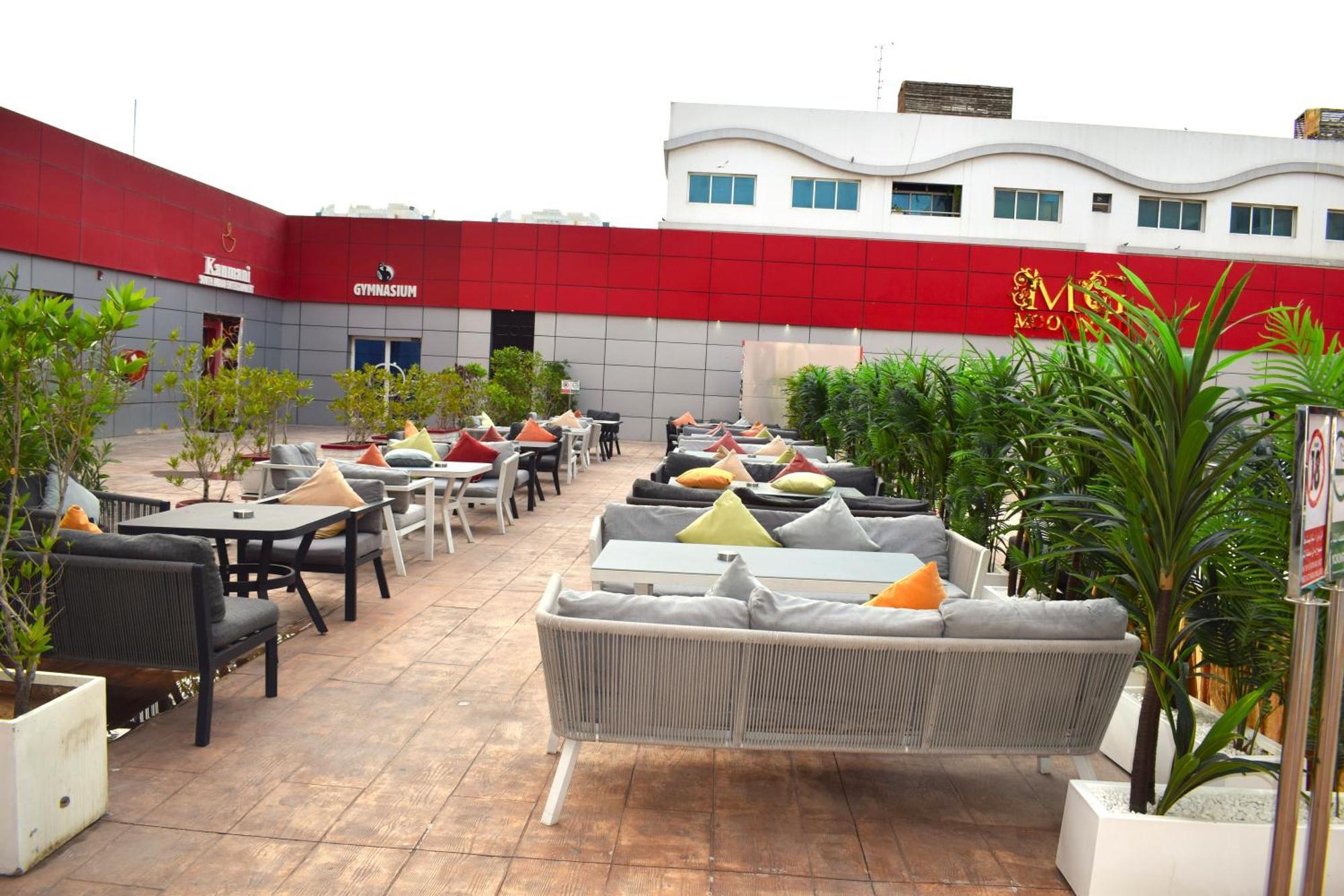 Grand By Fortune, Airport