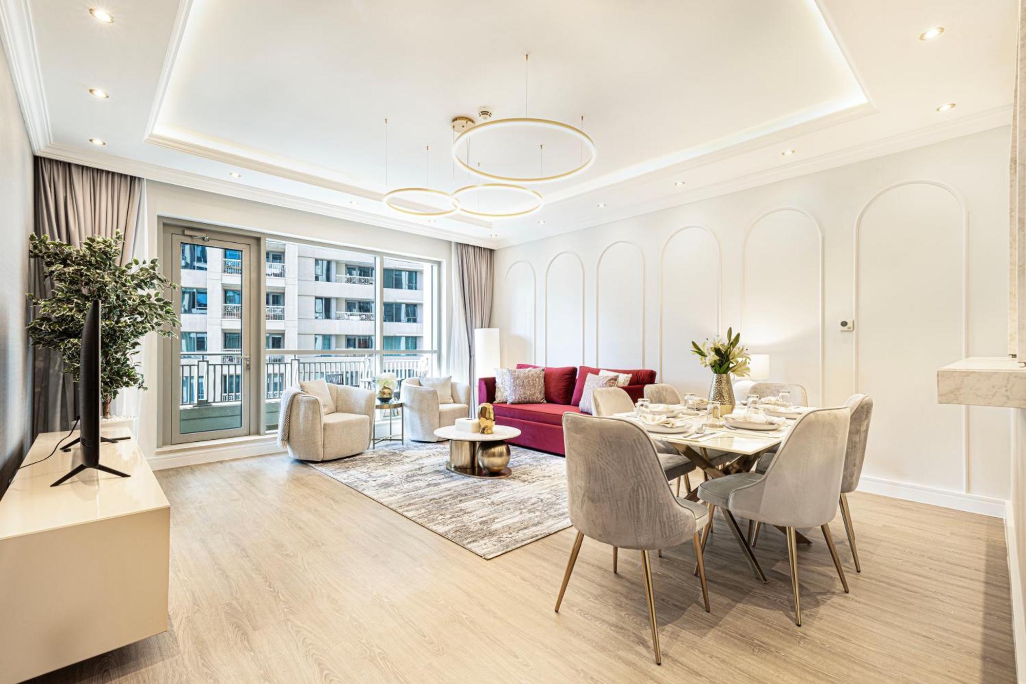 Magnificent Cozy 2 Bedroom In Downtown Apartment