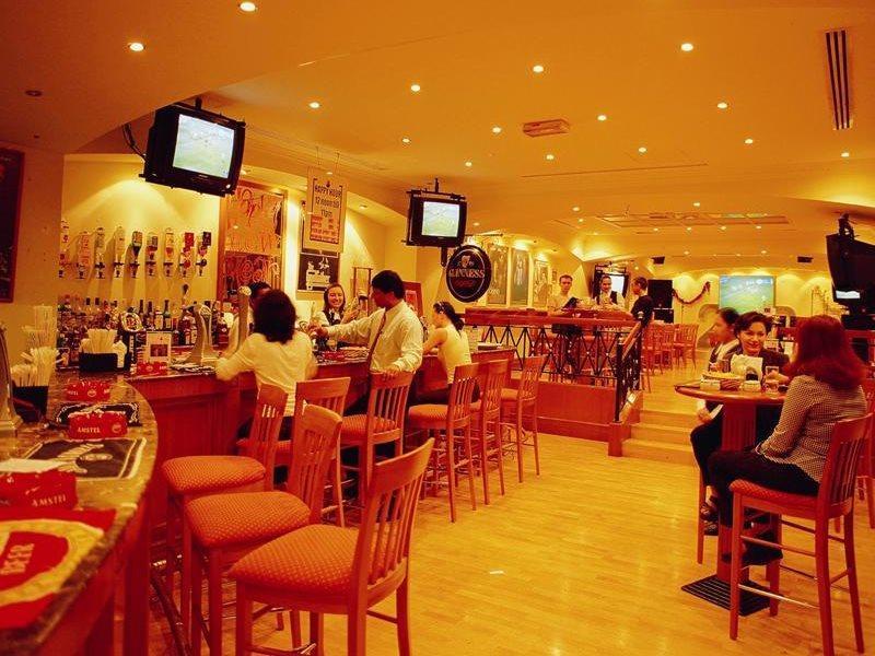 Regal Plaza