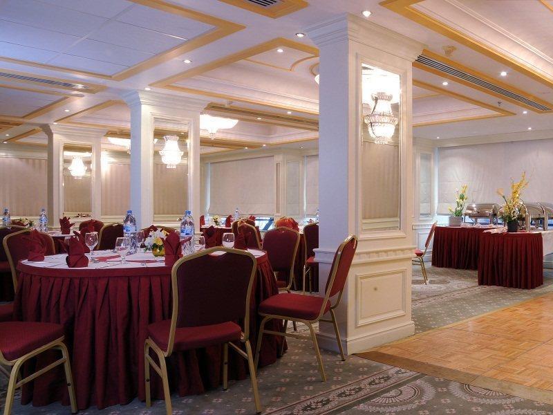 Admiral Plaza Hotel