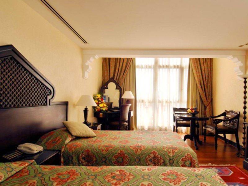 Arabian Courtyard & Spa 4*