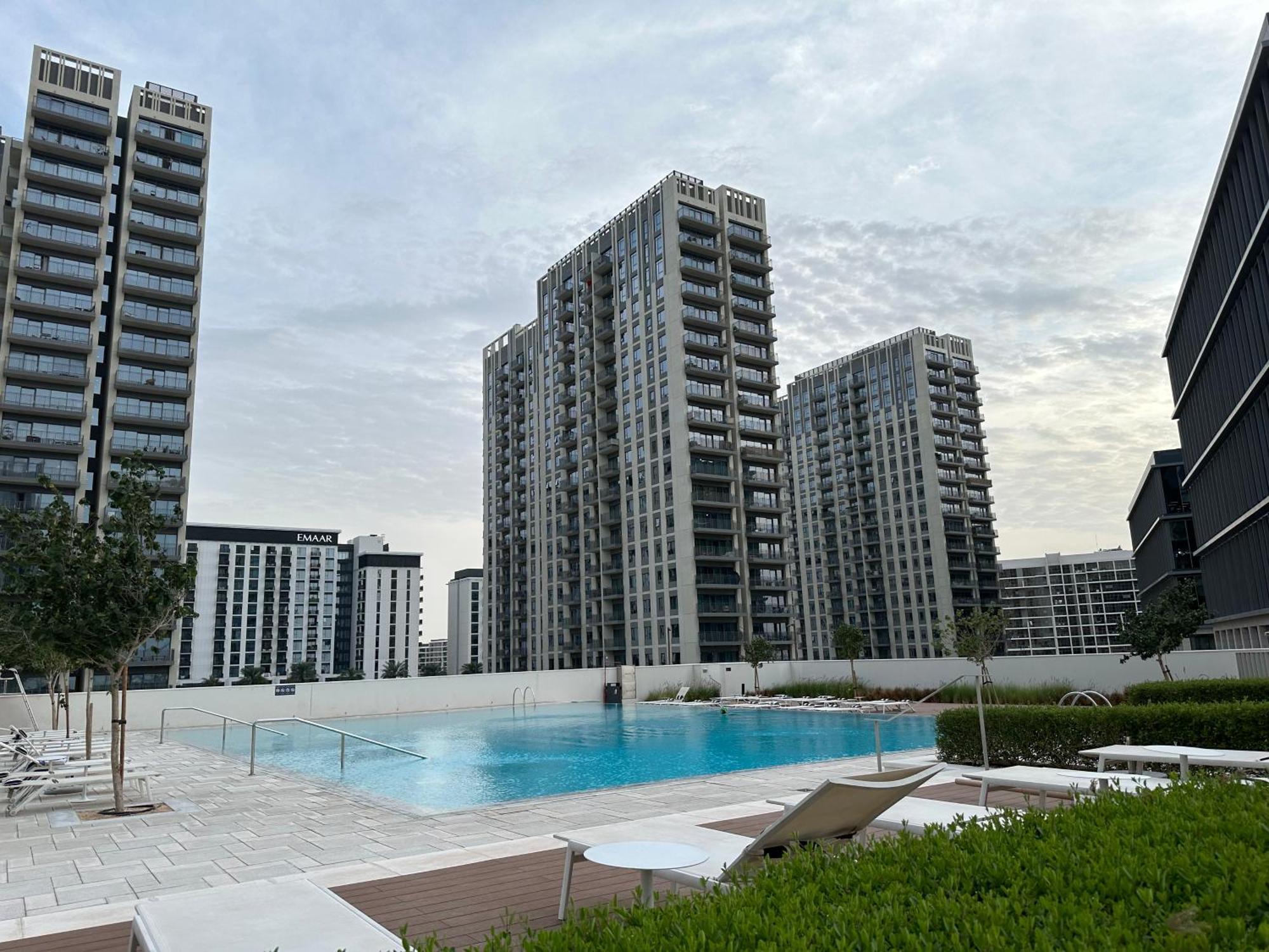 Chic 1-bed Oasis In Hills *