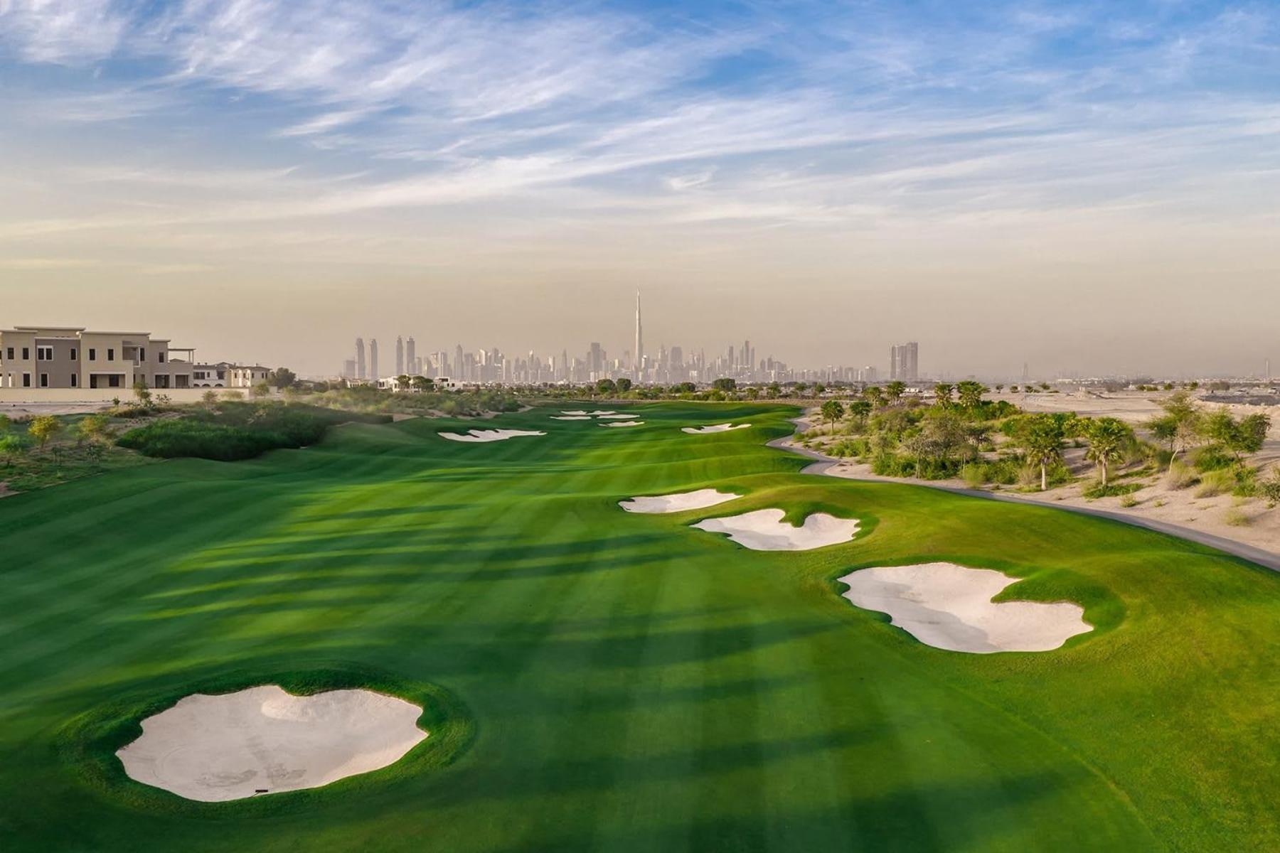 4 Bedroom With Private Pool In Hills Dubai