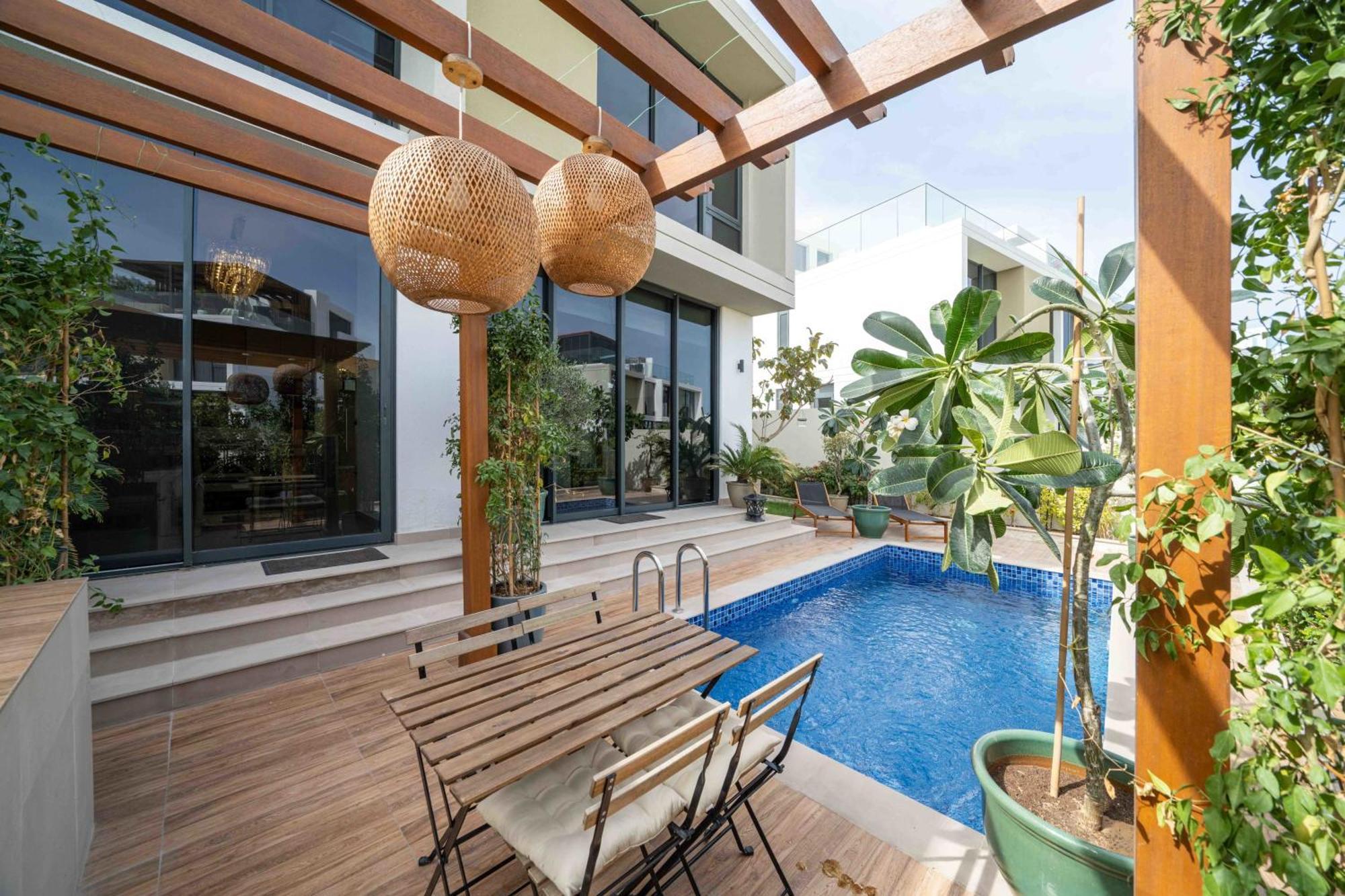 Villa 4 Bedroom With Private Pool In Hills *