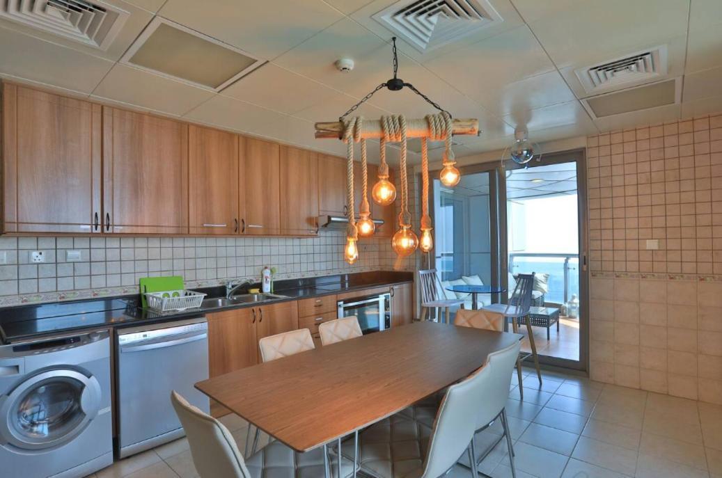 Stunning Marina View! Coliving In Princess Tower Marina Dubai