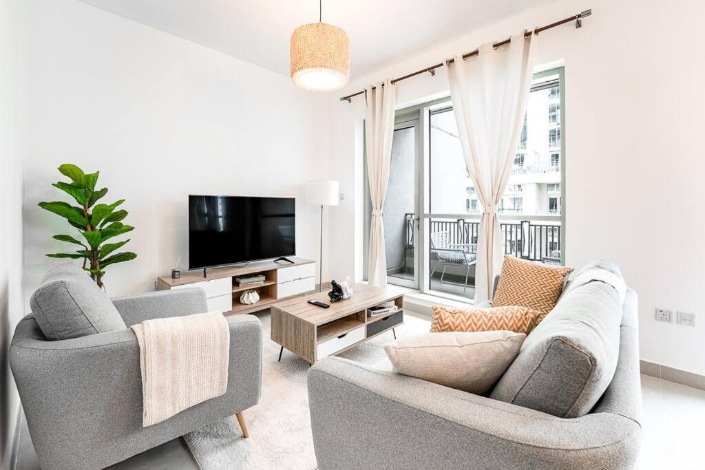 Apartment 2br In Downtown Dubai