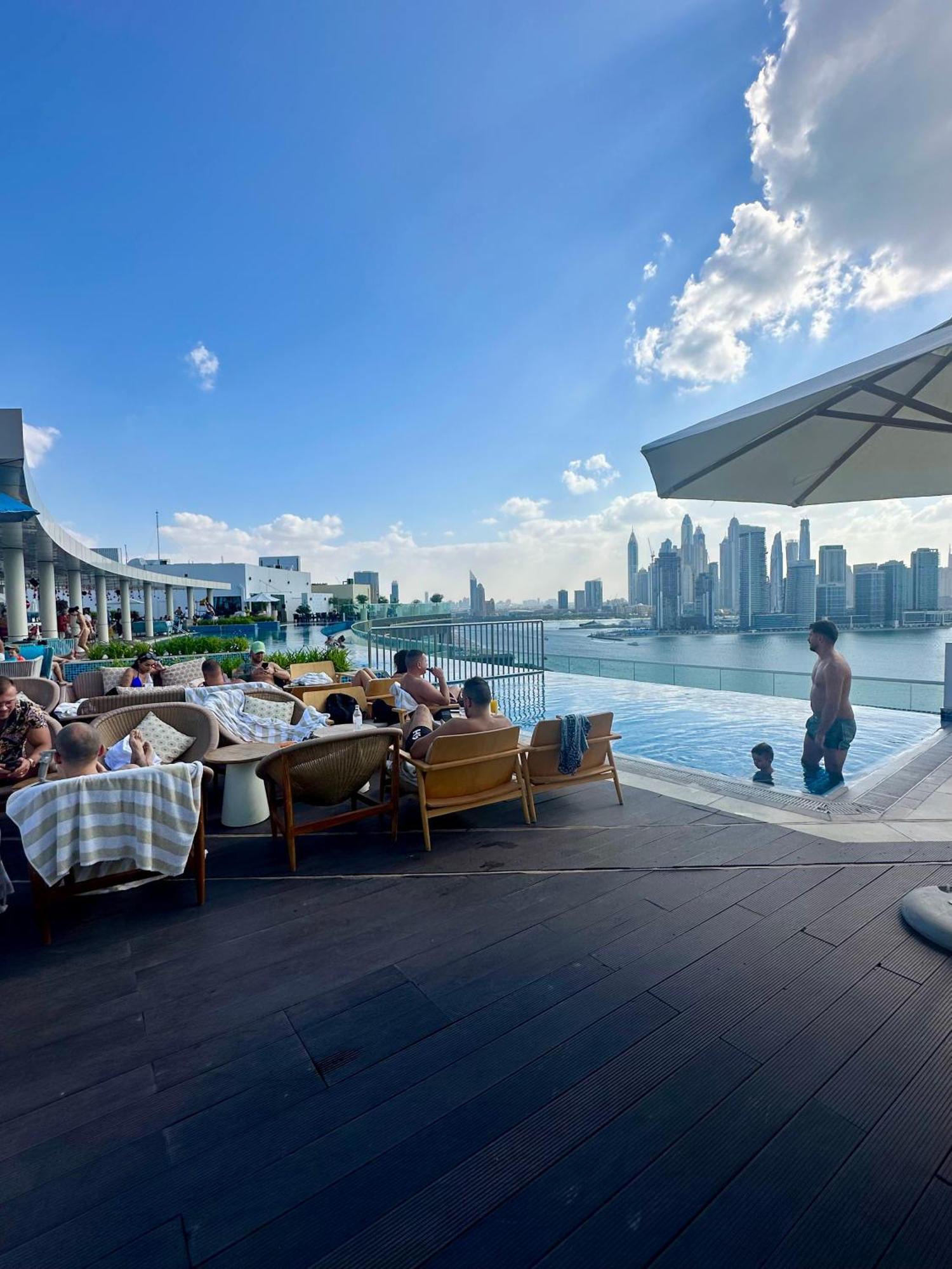 Apartment Beachfront Haven *