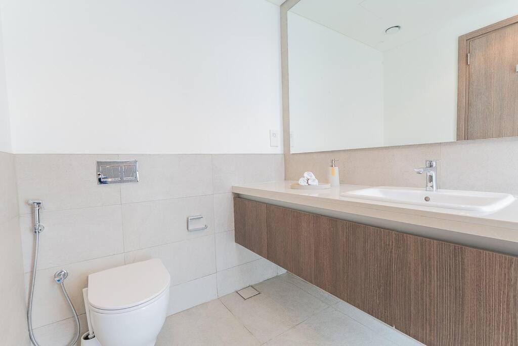 Stylish & Comfy 3 Bed Townhouse In Tilal Al Ghaf * Dubai