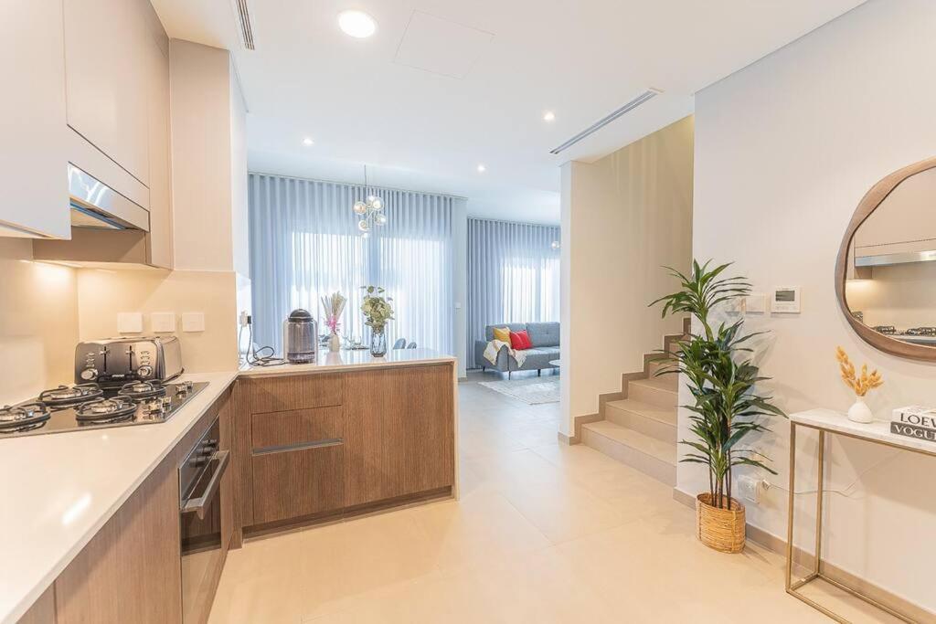 Stylish & Comfy 3 Bed Townhouse In Tilal Al Ghaf Dubai
