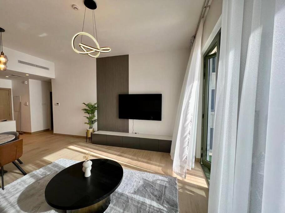 Brand New 2 Bedroom With Seaview Apartment *
