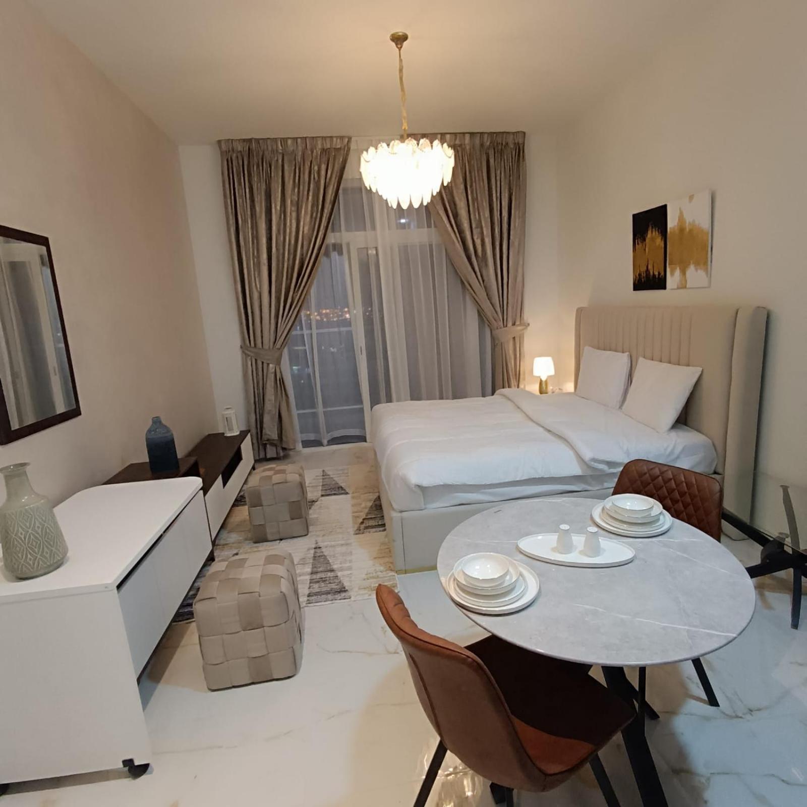 Apartment Jewelz By Danube 726 Dubai
