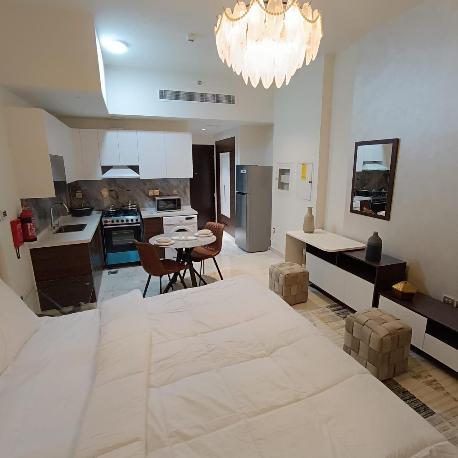 Apartment Jewelz By Danube 726 Dubai