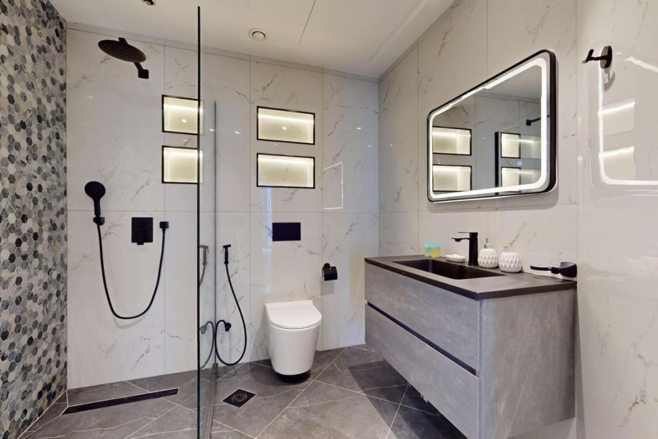 Apartment Torch Tower - Incredible Two Bedroom Dubai