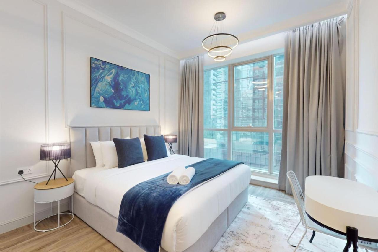 Torch Tower - Incredible Two Bedroom Apartment