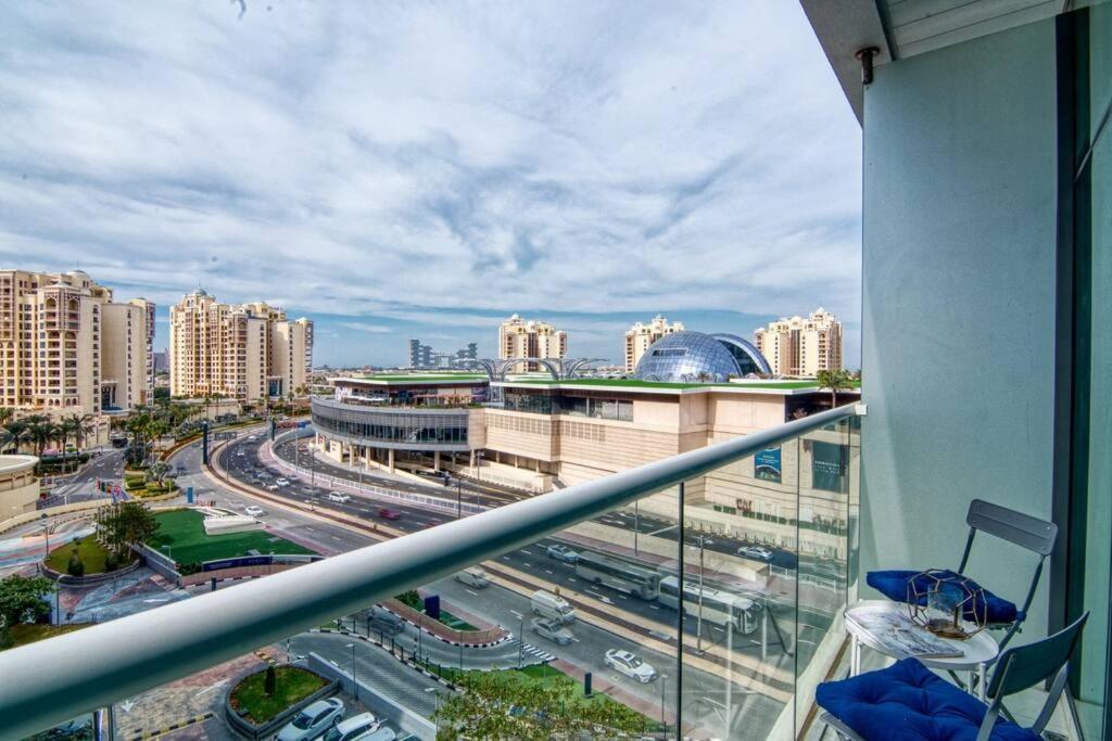 The Smart Concierge - Seven Palm Apartamento