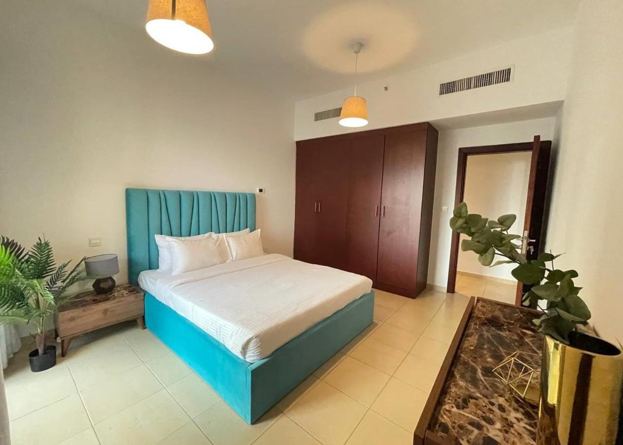 Apartment Luxury Jbr , Beach , Pool , Parking Dubai