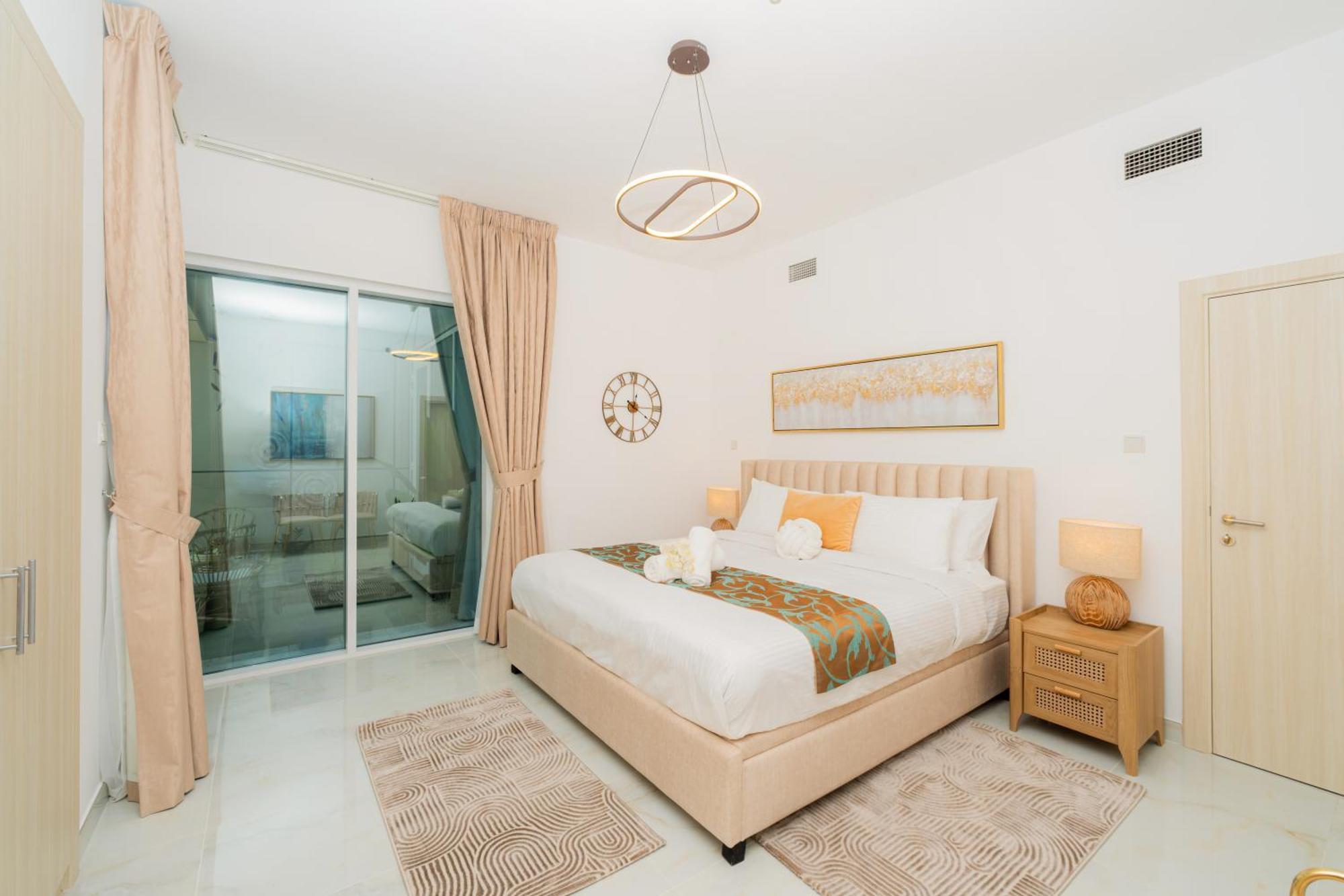 Marina,jbr -luxurious 2 Bedroom King *