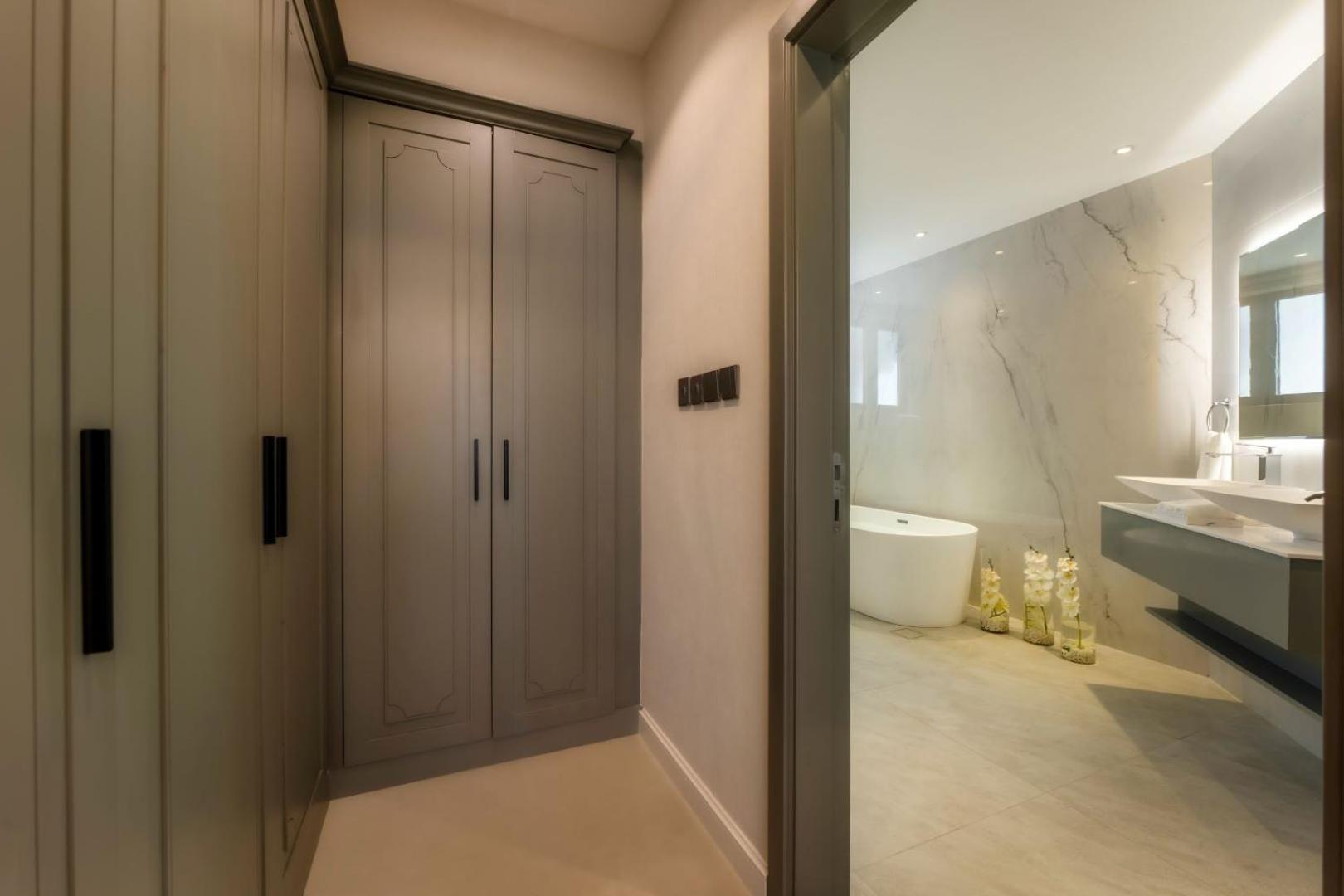 Malissa- Exclusive 5-bedroom By Luxury Explorers' Collection * Dubai