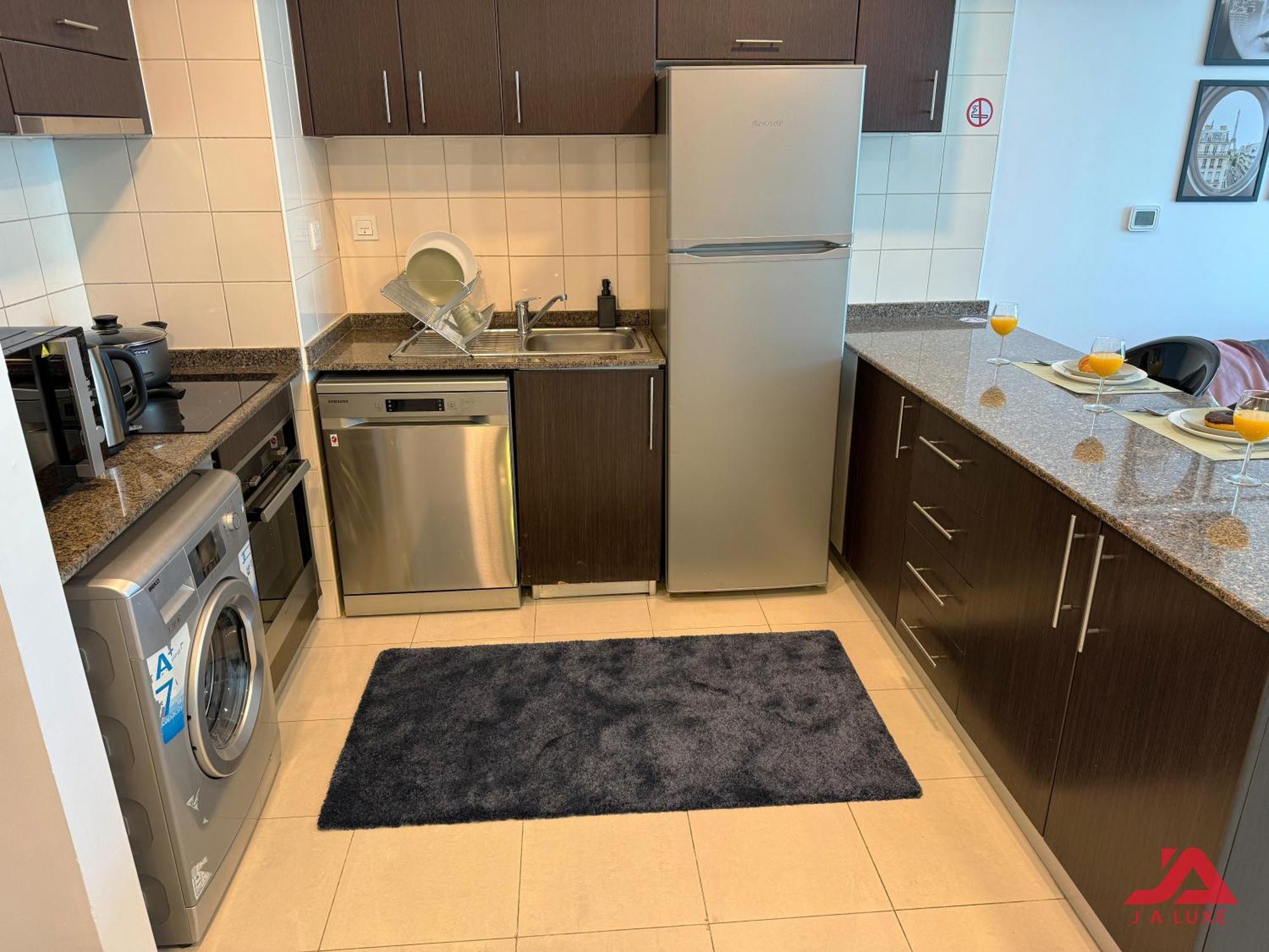 Apartment Lovely Full Marina View 1br Apt In Bay Central Tower, Marina With Modern Gym & Pool, Steps To Beach & Metro