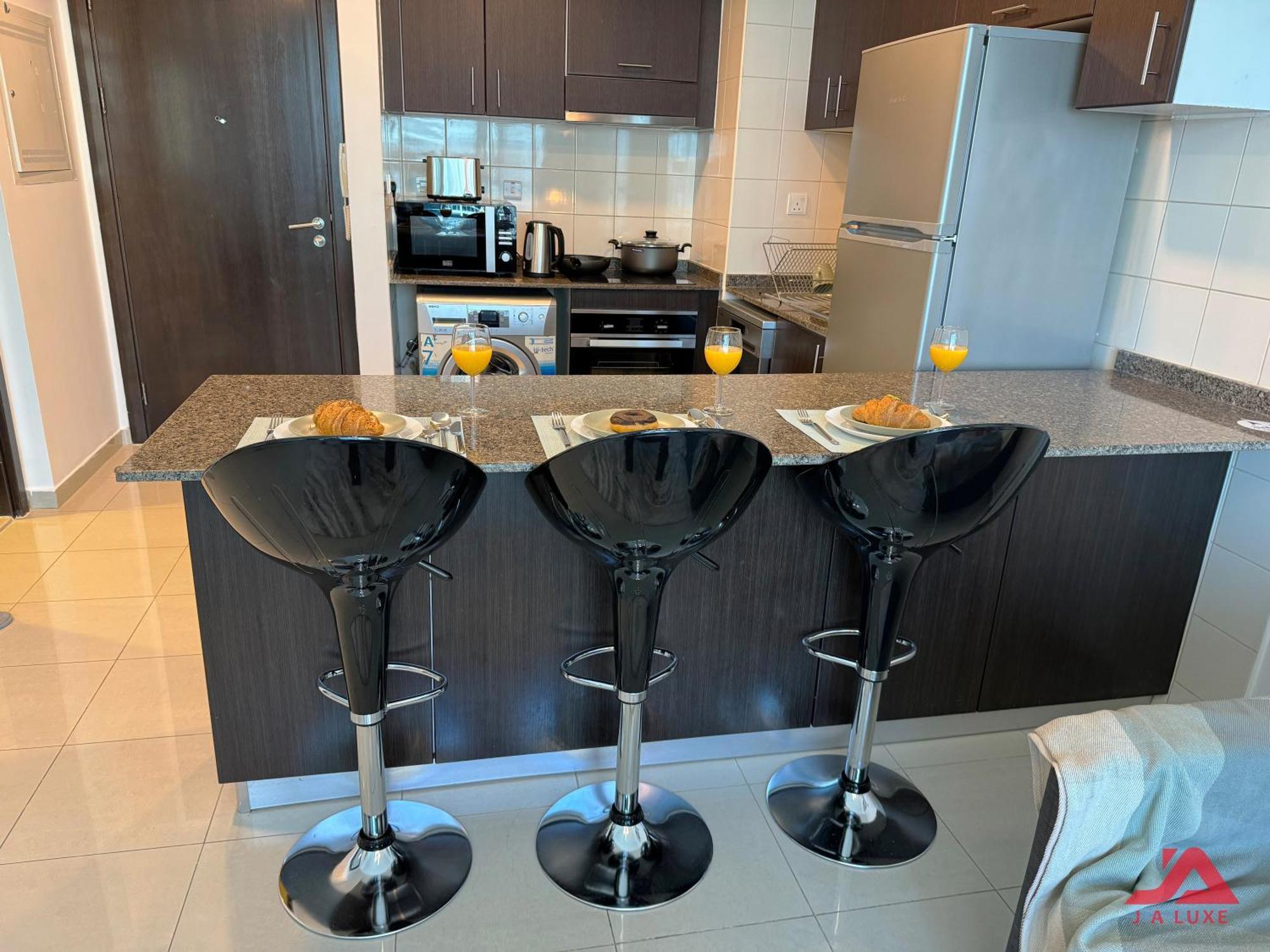 Lovely Full Marina View 1br Apt In Bay Central Tower, Marina With Modern Gym & Pool, Steps To Beach & Metro Apartment Dubai