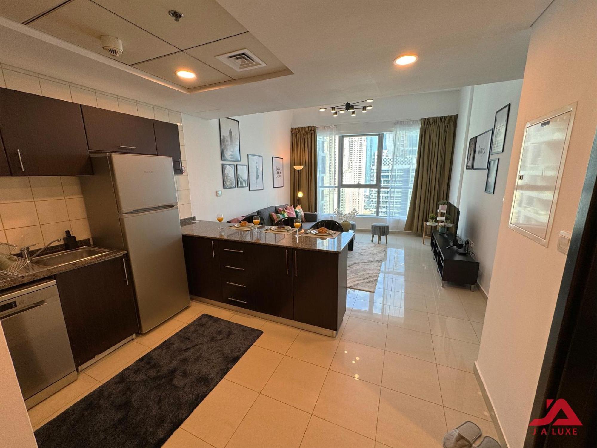 Lovely Full Marina View 1br Apt In Bay Central Tower, Marina With Modern Gym & Pool, Steps To Beach & Metro