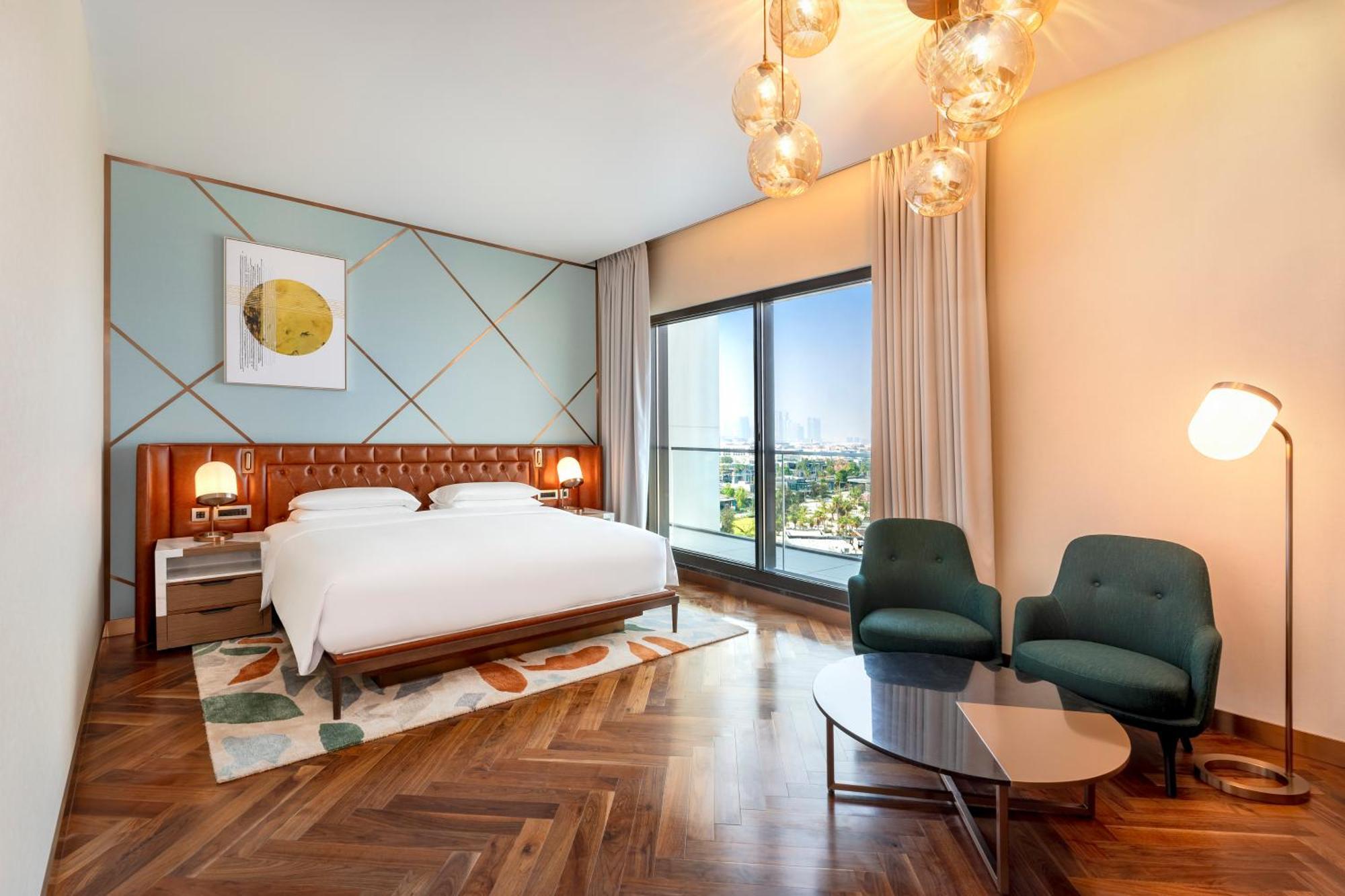 Hyatt Centric Jumeirah 5*