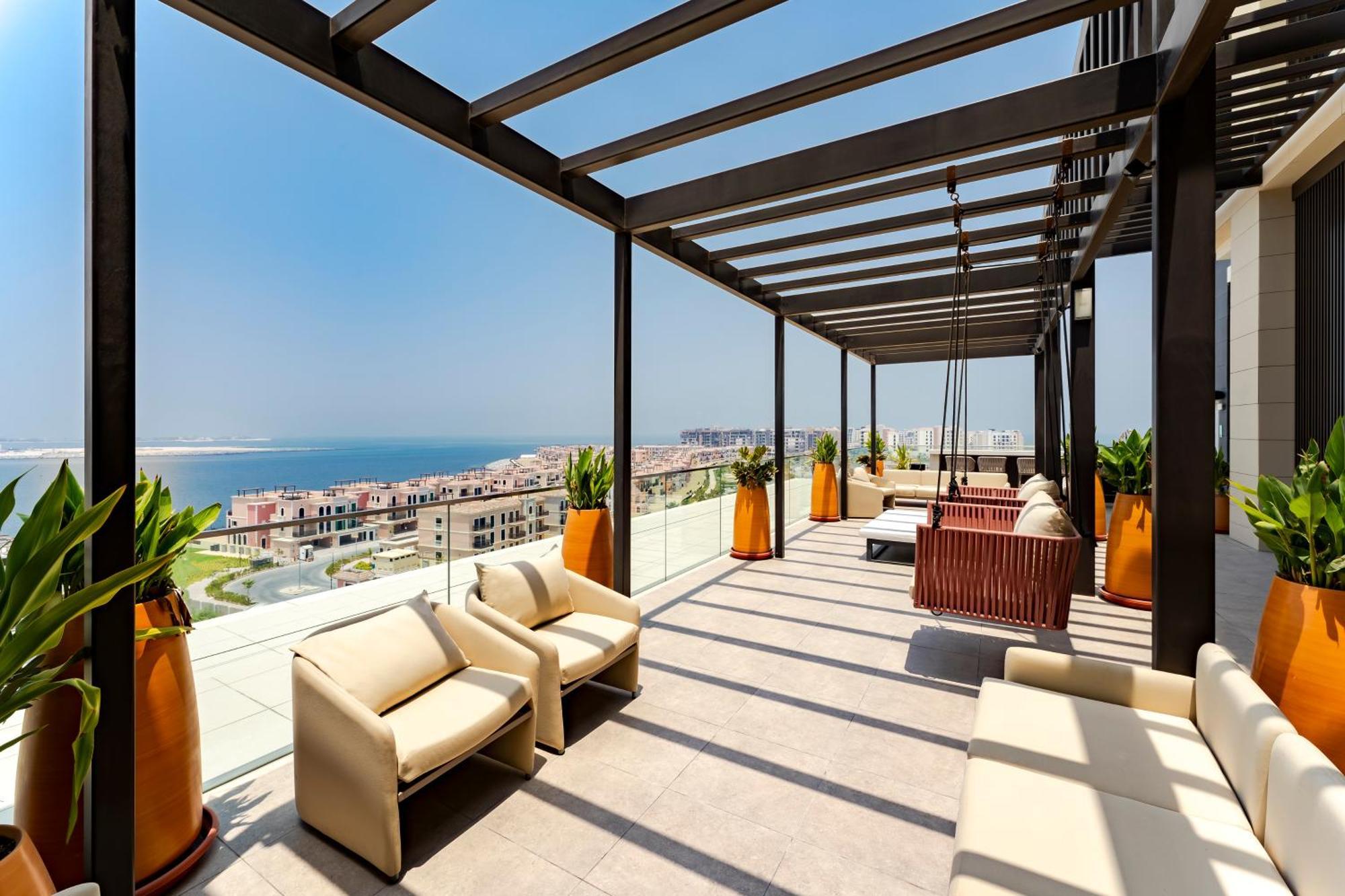 Hyatt Centric Jumeirah Hotel 5*