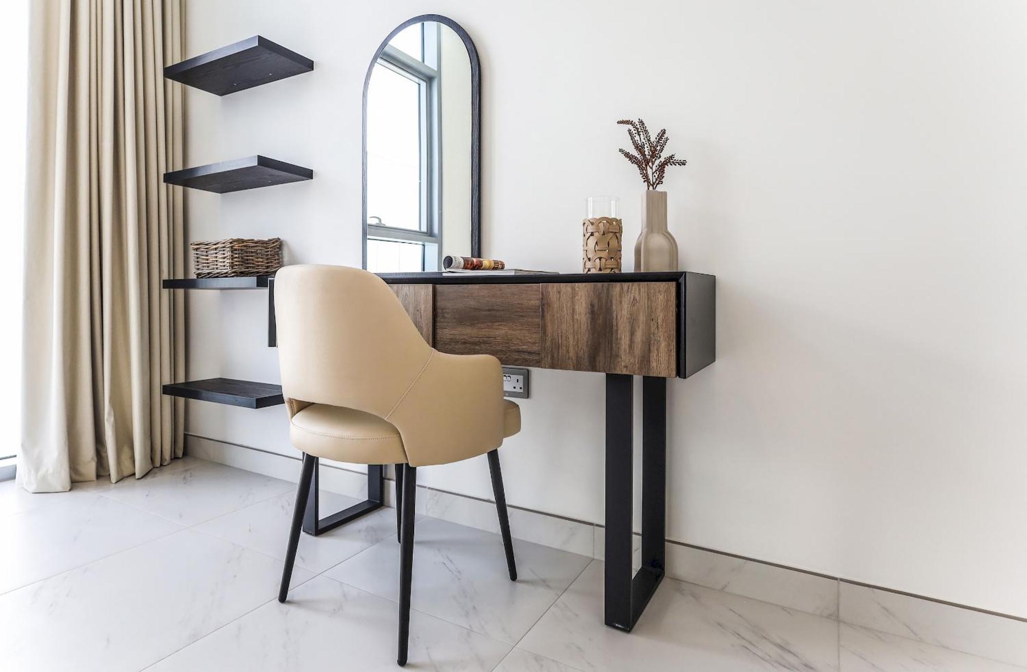 Elite Lux Homes - Lagoon View 1 Bedroom Luxury Oasis In Mbr Apartment Dubai