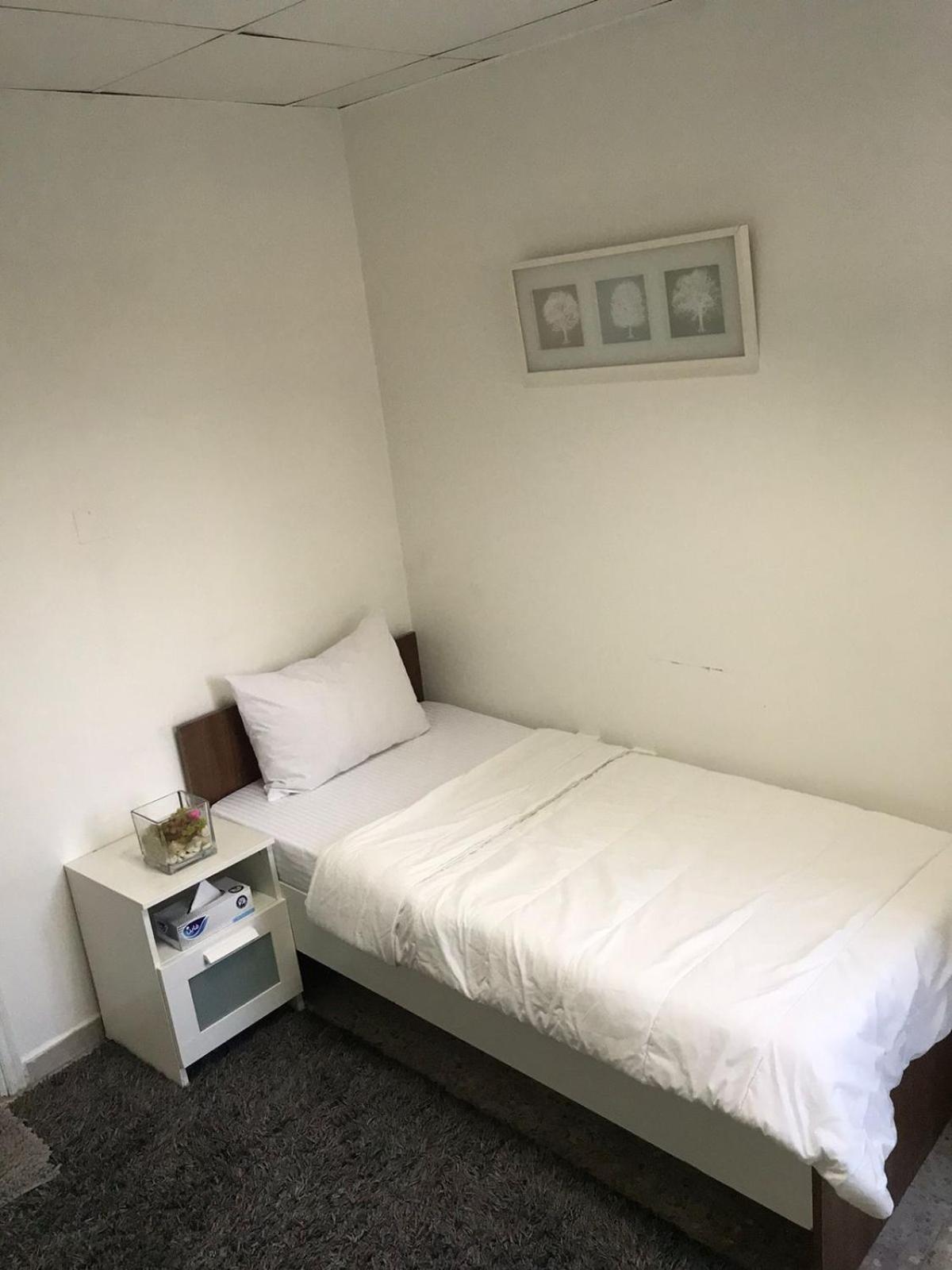 Comfortable Private In Compound Housing Guest house Dubai