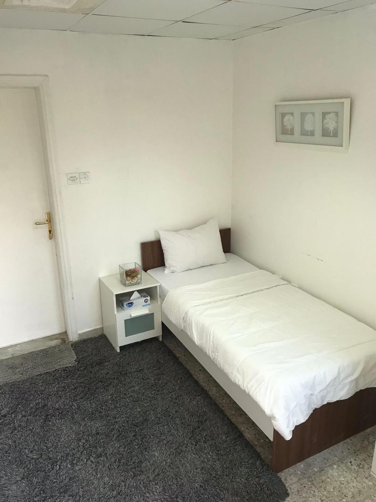 Comfortable Private In Compound Housing Guest house *