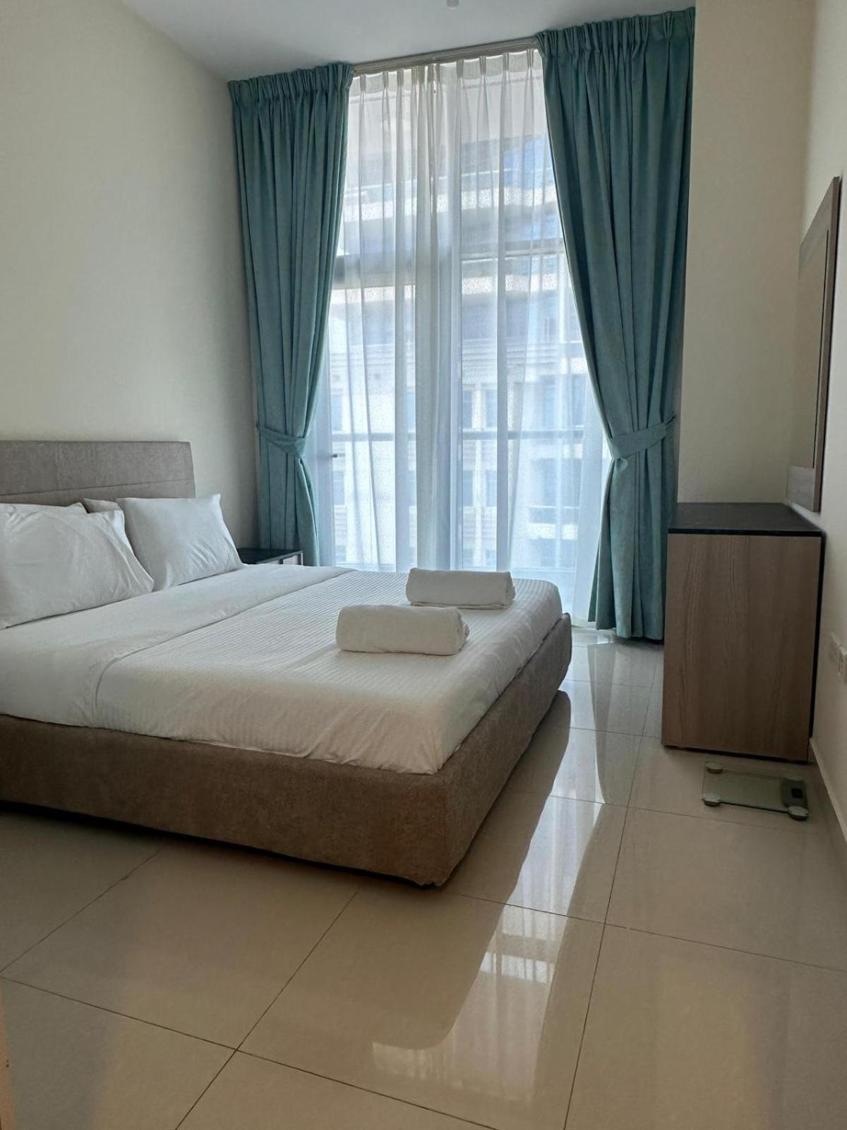 Apartment Marina Royal Premium Serviced Marina Wharf - Kids Free Free Check In 24 *